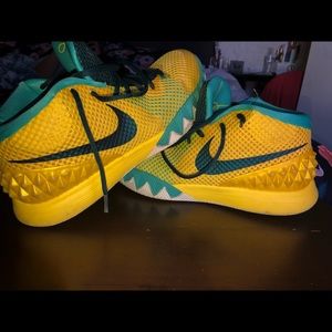 Kyrie 2’s JEY Edition